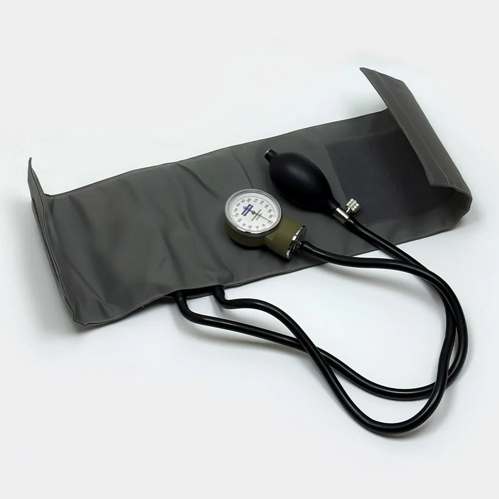 Yamasu Aneroid Sphygmomanometer Japan